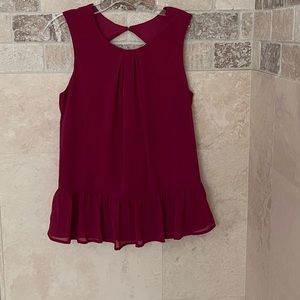 Sleeveless blouse